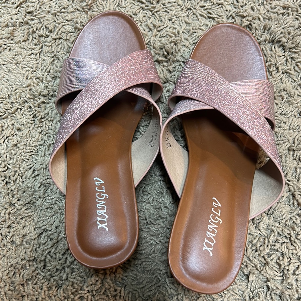 Women’s sandals size 8. Rose gold. NWOT.